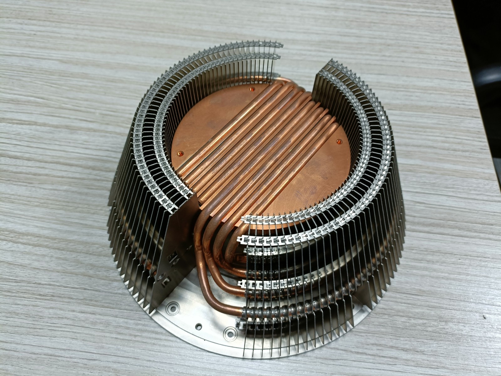 灯具焊接件